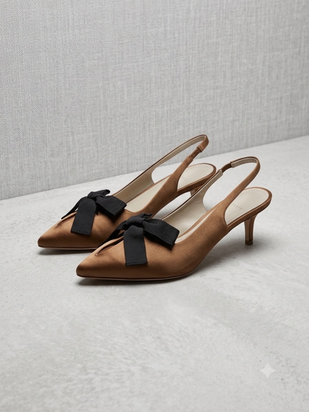 Theory Bronze Satin Slingback Heels Pointed Toe Black Bow Size 38.5 8.5 Italy